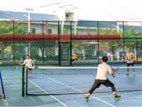 挥拍铸医心，建功新征程 ——学校举办2025年教职工网球比赛