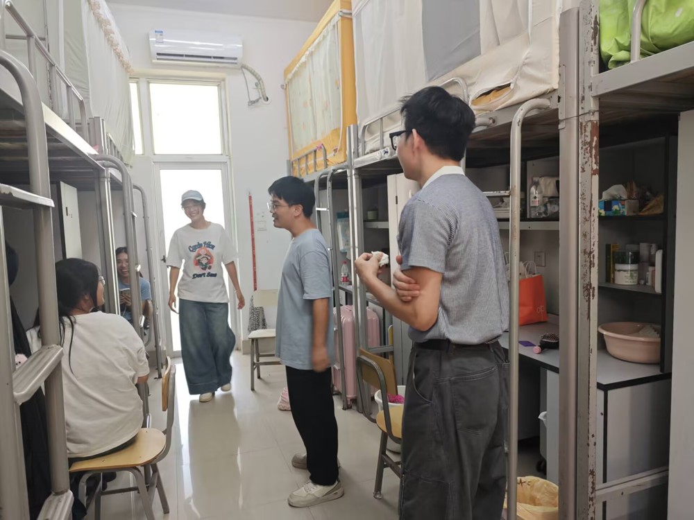 F2FBAB9C2C2B8D589138819B388B8699