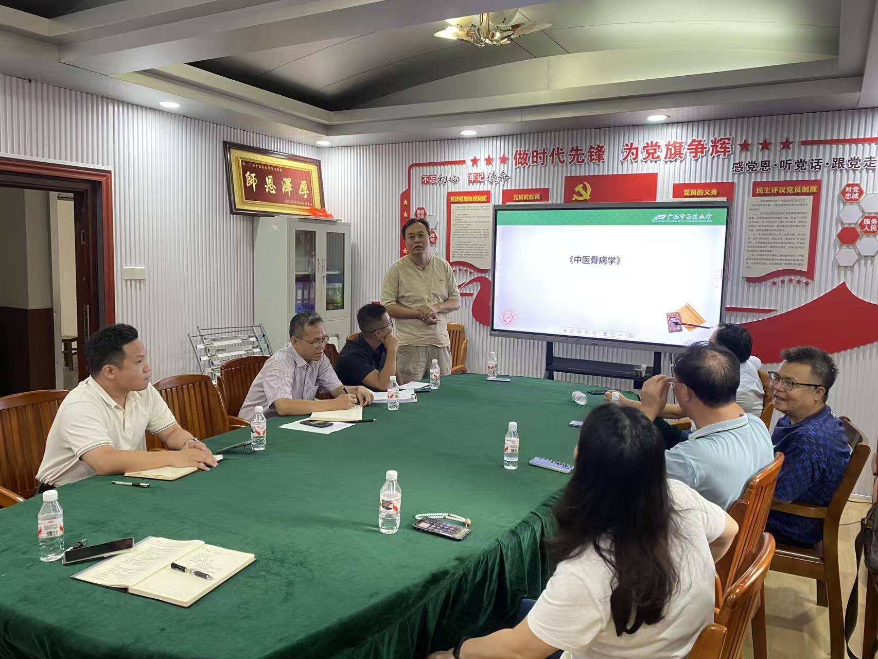 7cbbbde5634257f4633c12f1a42faf7a