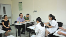 第一临床医学院强化督察“泛珠”竞赛选手的临床培训工作