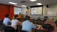 点点体育派出教师赴美国督优维尔学院开展中医药教学活动