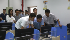 自治区高校工委副书记满昌学到点点体育调研“两学一做”工作开展情况