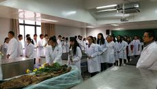 基础医学院举行解剖学课程人文关怀仪式