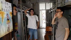 药学院辅导员关怀走访毕业生宿舍