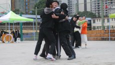 高职院成功举办2020年贫困生游园活动