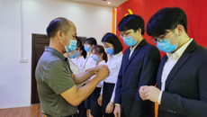 基础医学院学生党支部开展“七一”入党宣誓活动