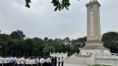 缅怀革命先烈，不忘初心使命——第一临床医学院教学党总支开展清明扫墓活动