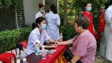 【党史学习教育】针灸推拿学院党总支开展“我为群众办实事”之社区义诊活动