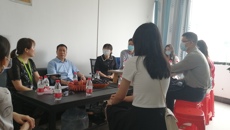 高职院深入企业进行就业调研指导