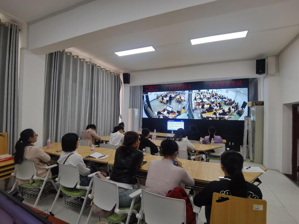 明秀校区的观摩培训