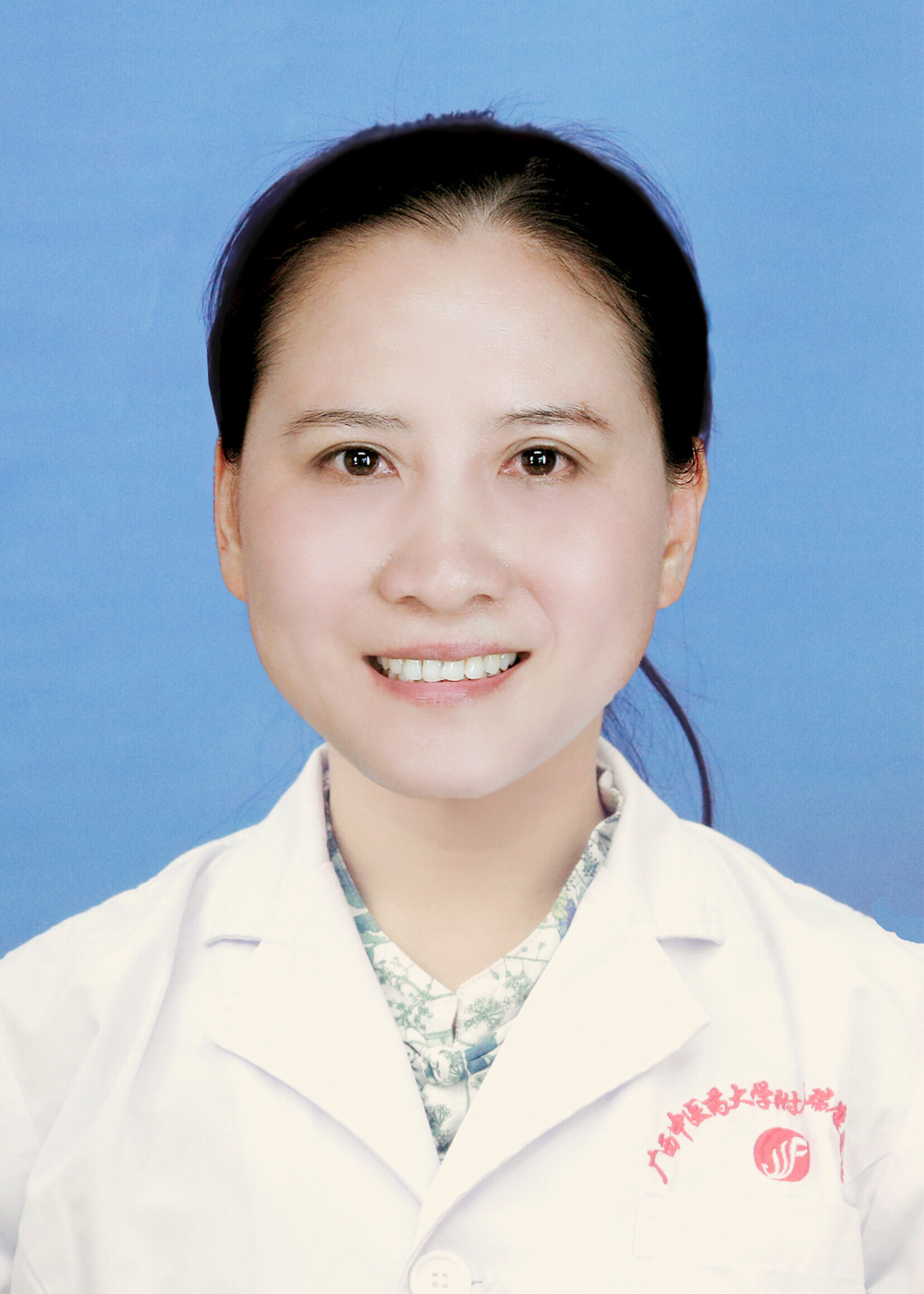 林江标准照（蓝底）