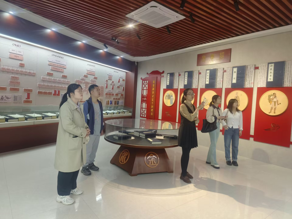 333310752343ACA7B98EACBBC04A95E5640