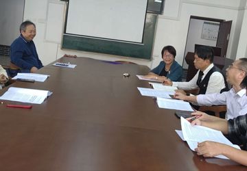 与方剂教研室交流教学方法的心得。