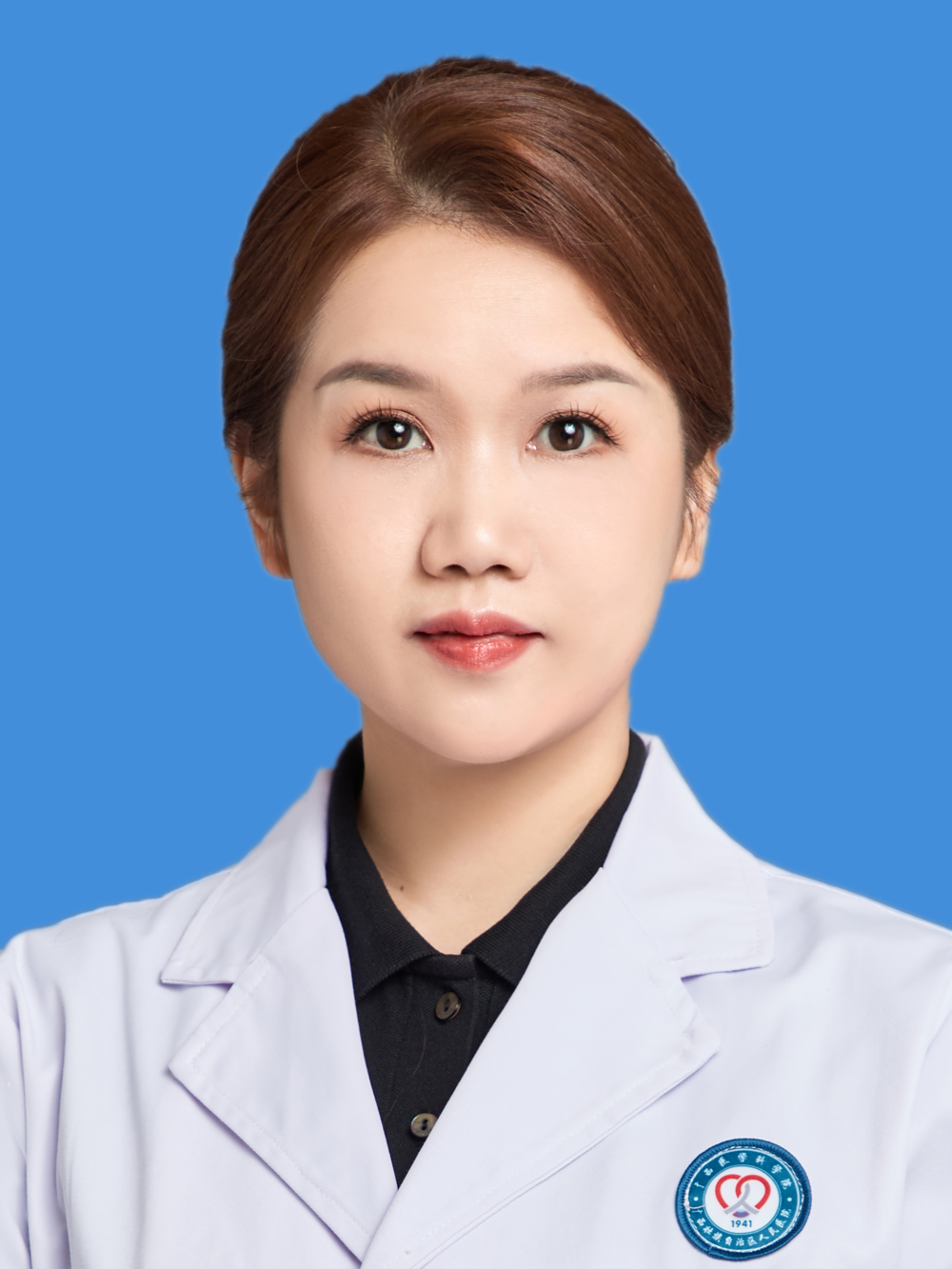 尤燕舞硕导照片