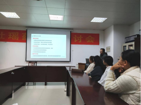 136f1142a2a444e6d53bc6efa00deafb